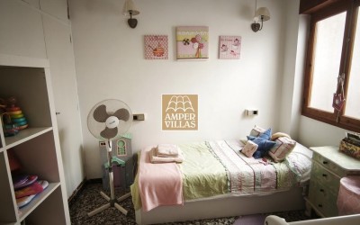 Деревенский дом в Альтеа-ла-Велья, двухэтажный, с несколькими террасами